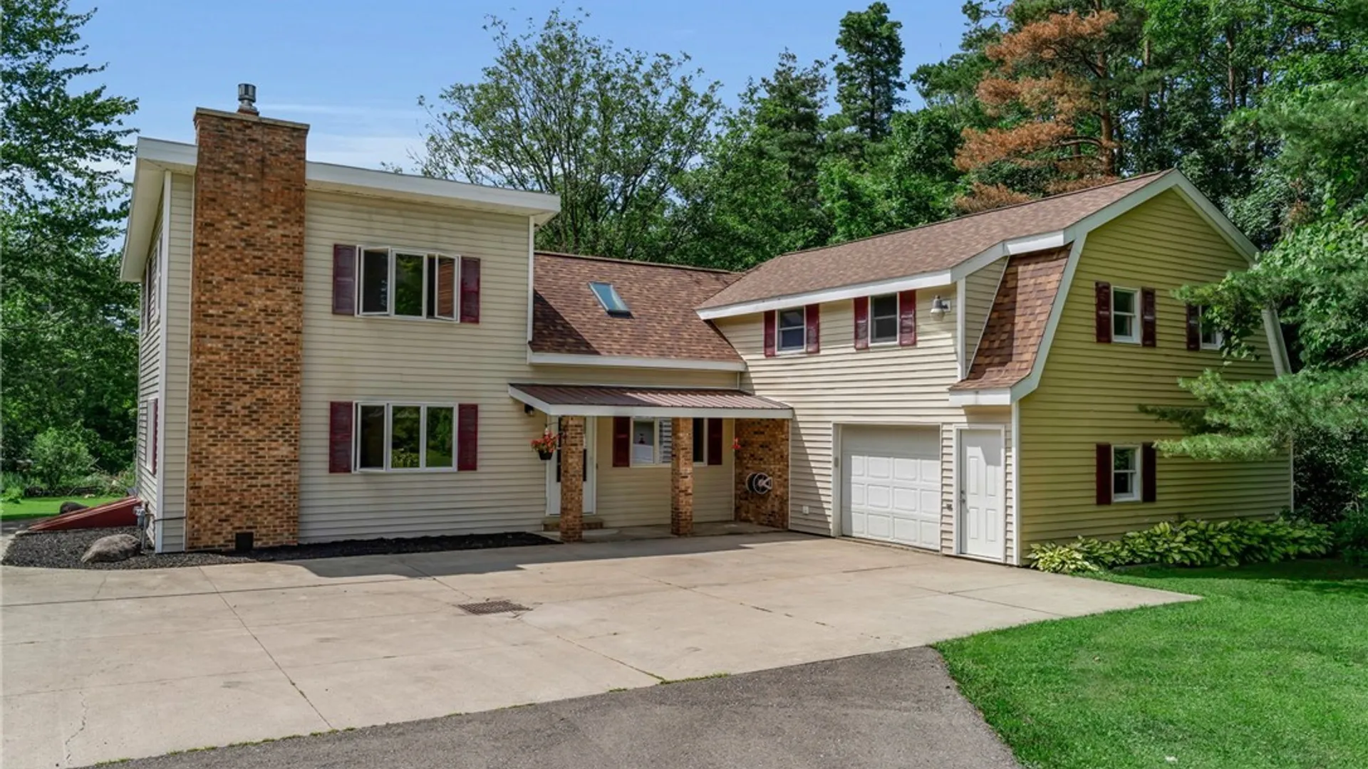 Property at 5880 Hunters Creek Road, Wales, NY 14139 3