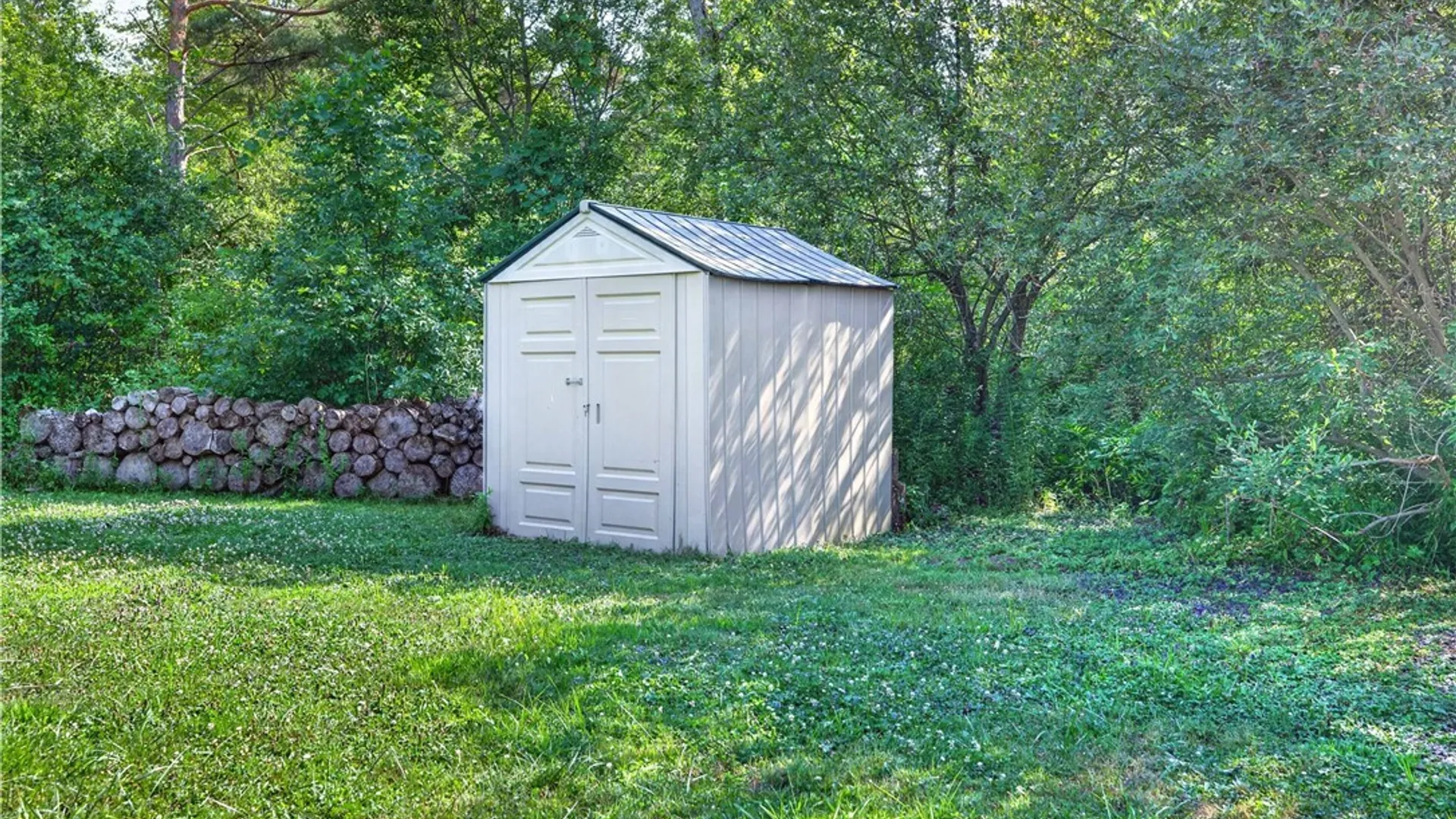 Property at 8579 Southwestern Boulevard, Evans, NY 14006 38