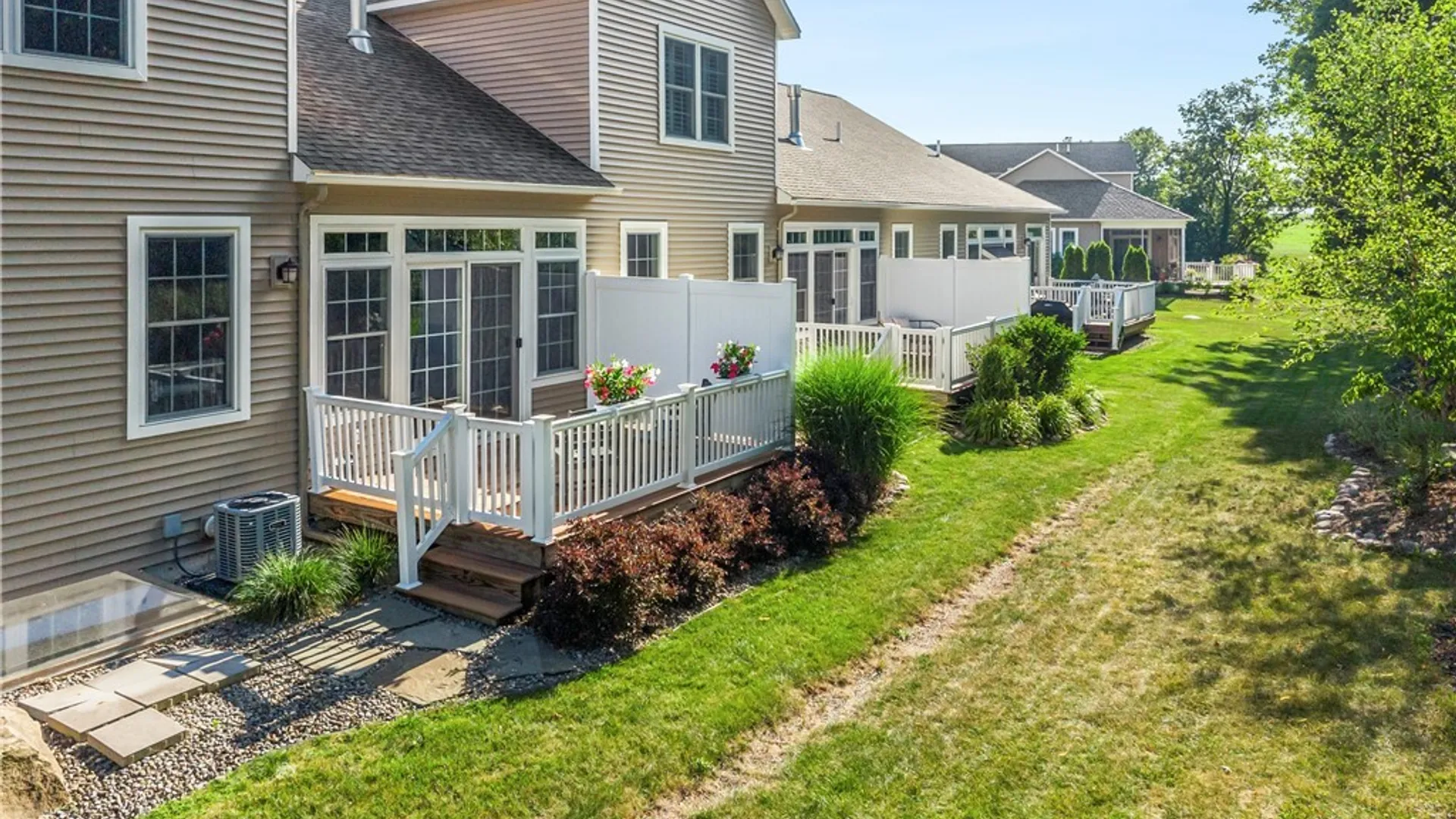 Property at 4525 Lauder Lane, Skaneateles, NY 13152 23