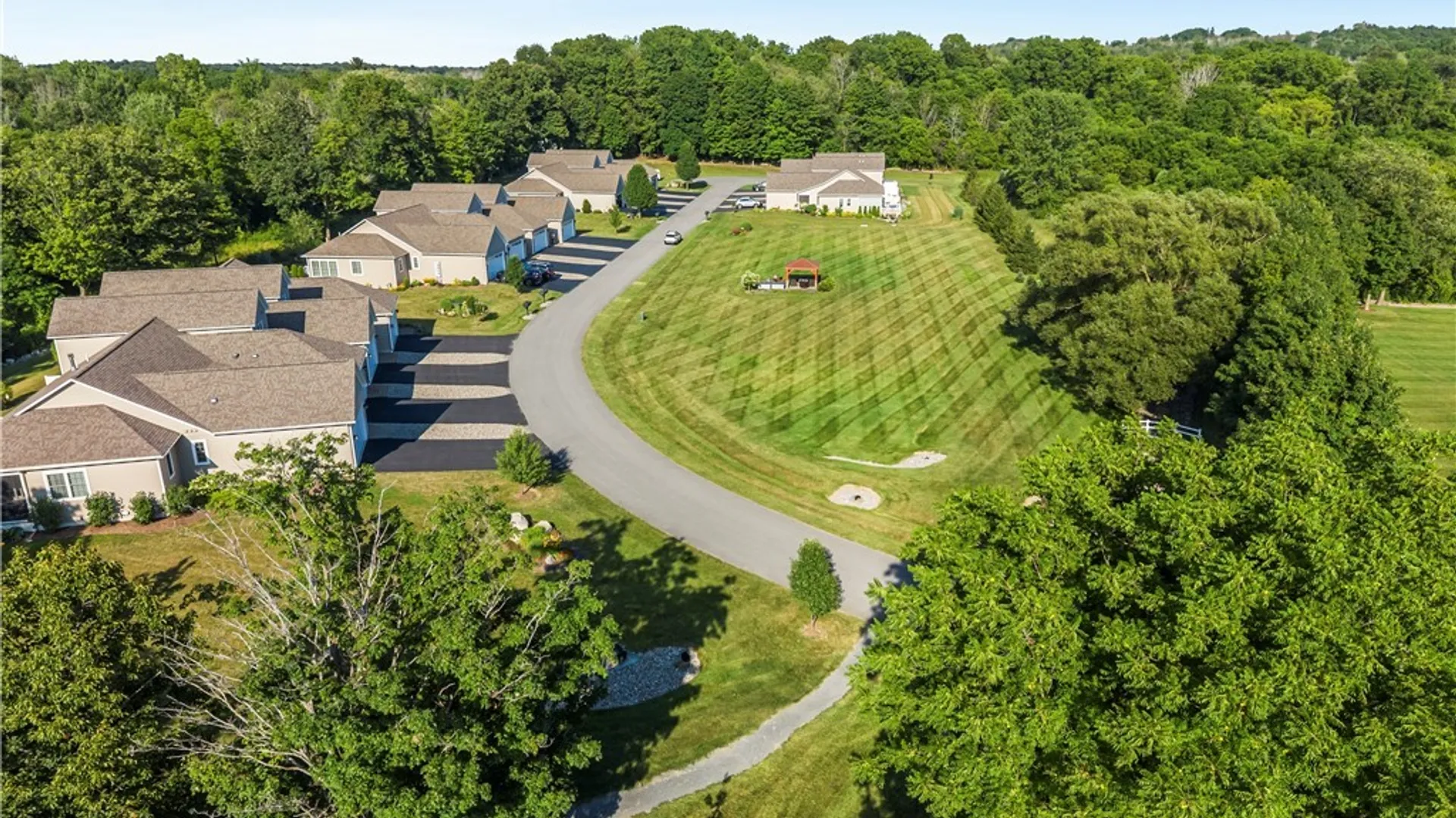 Property at 4525 Lauder Lane, Skaneateles, NY 13152 27