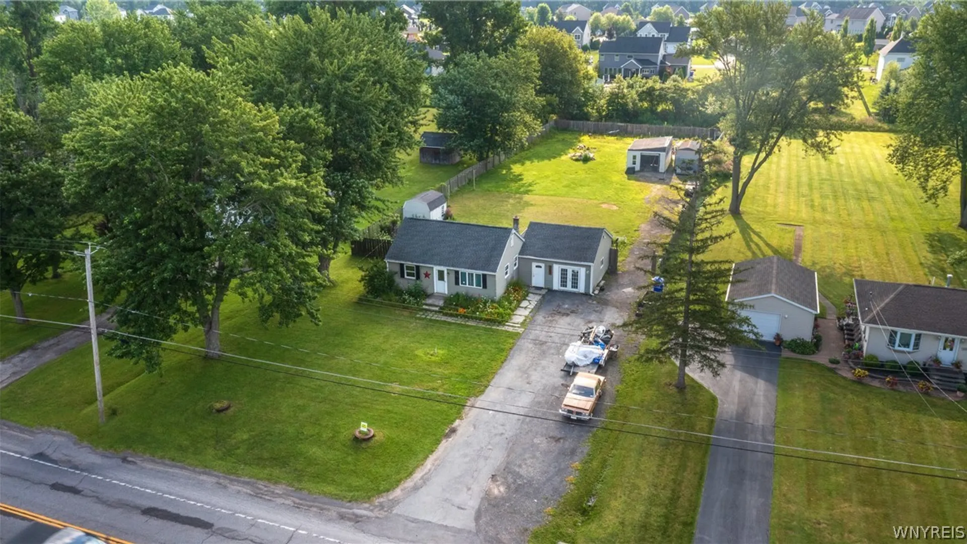 Property at 7267 Bear Ridge Rd, Pendleton, NY 14120 7