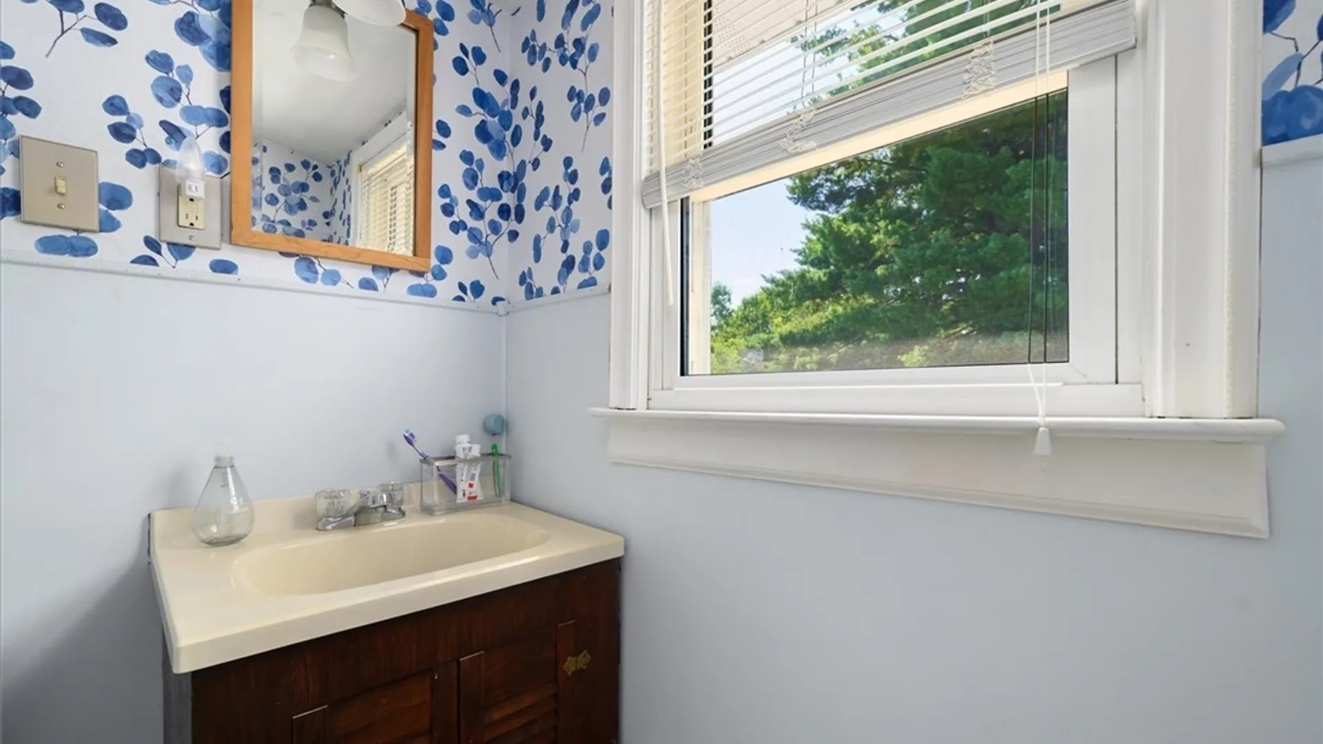 Property at 29 Beechwood Road, New Hartford, NY 13413 35