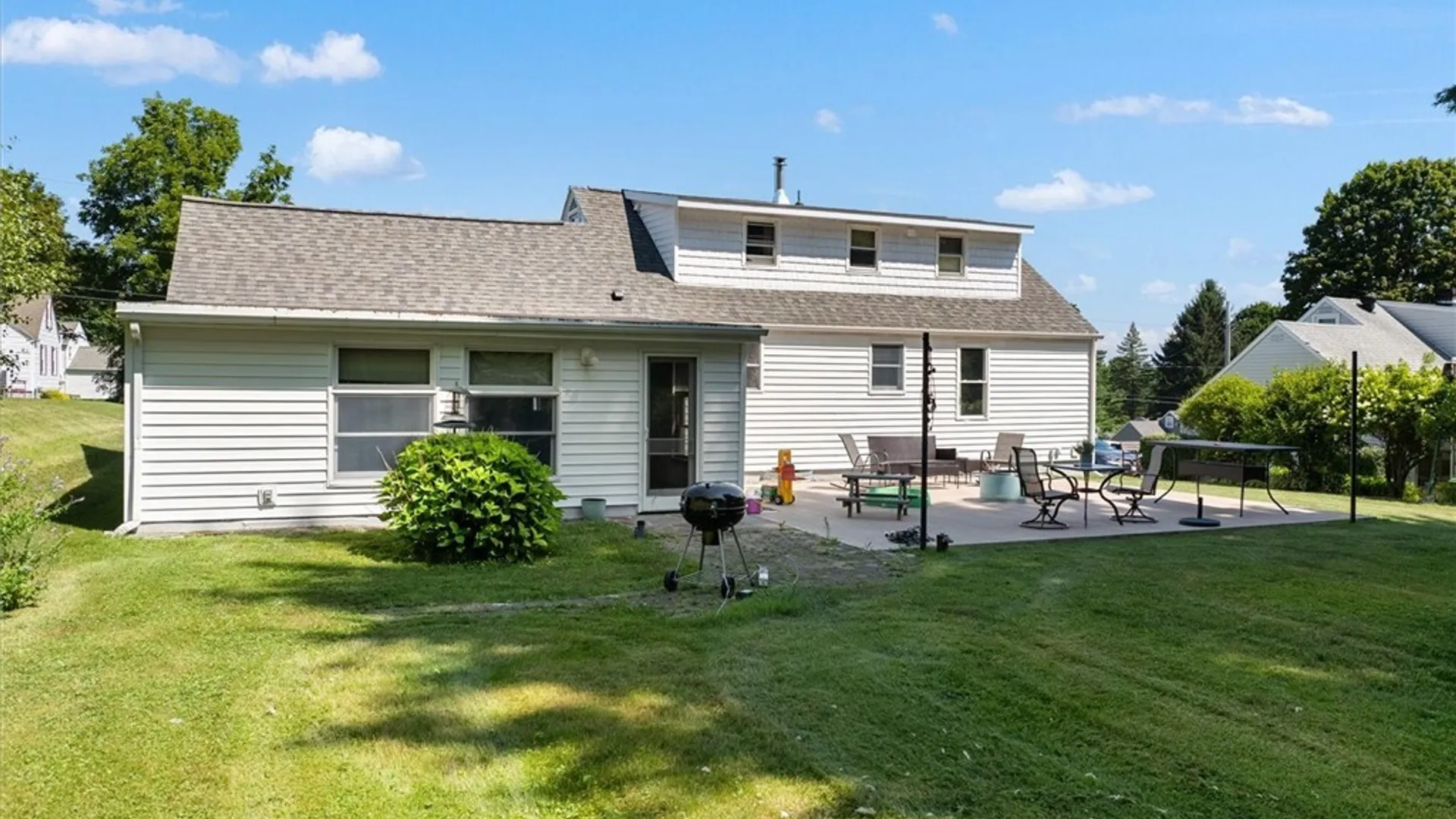 Property at 29 Beechwood Road, New Hartford, NY 13413 46