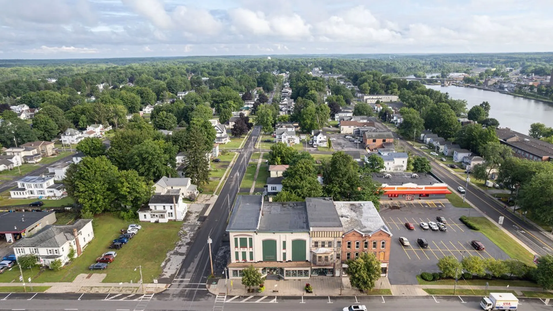 Property at 114-116 W Broadway, Fulton, NY 13069 9