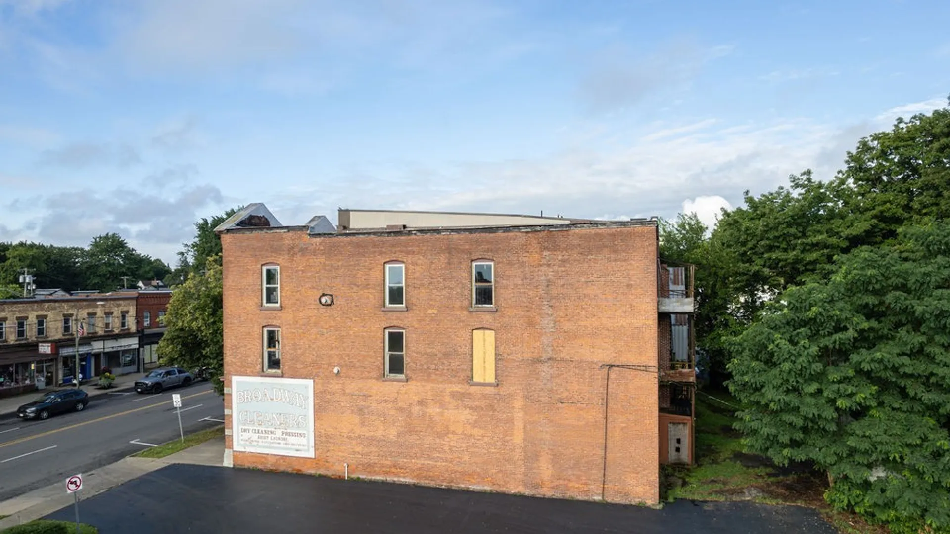Property at 114-116 W Broadway, Fulton, NY 13069 15