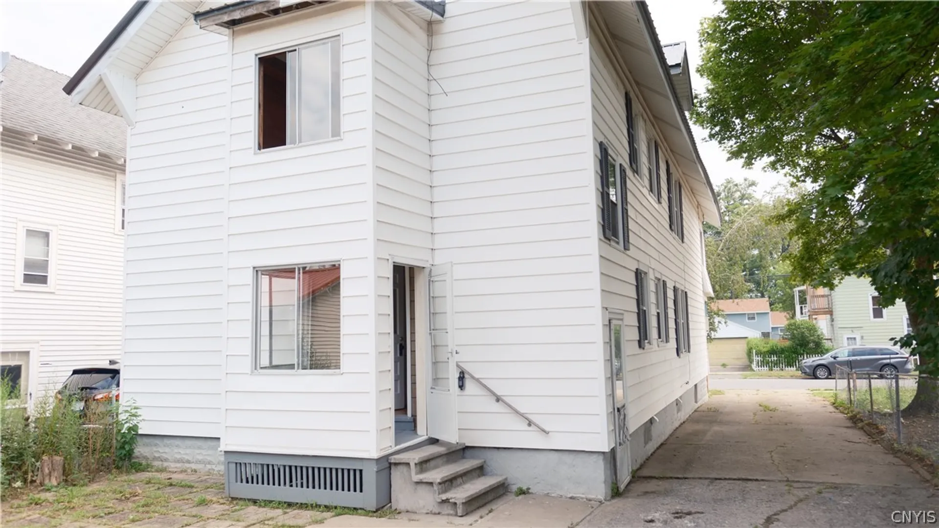 Property at 518 James Street, Utica, NY 13501 5