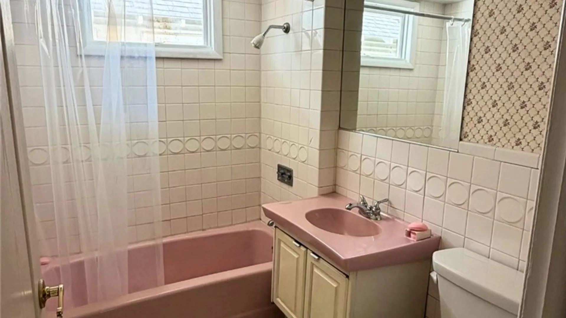 Property at 518 James Street, Utica, NY 13501 19
