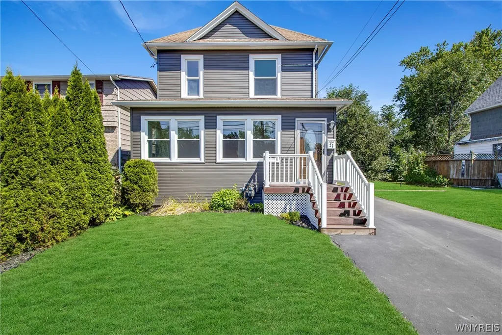 Property at 23 W Drullard Avenue, Lancaster, NY 14086