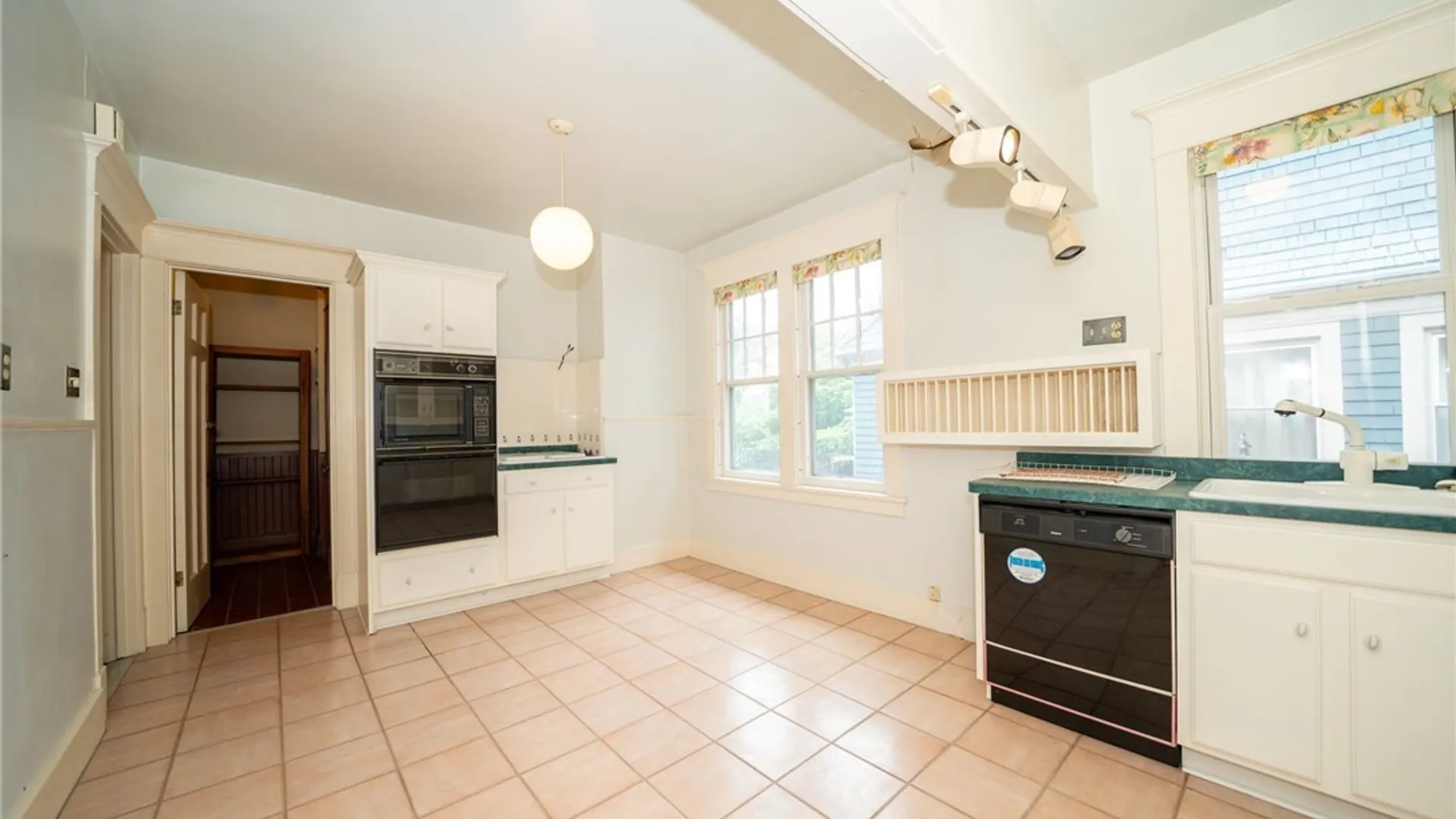 Property at 334 Summer Street, Buffalo, NY 14222 38