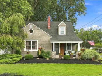 Property at 4423 Stratford, Hamburg, NY 14075