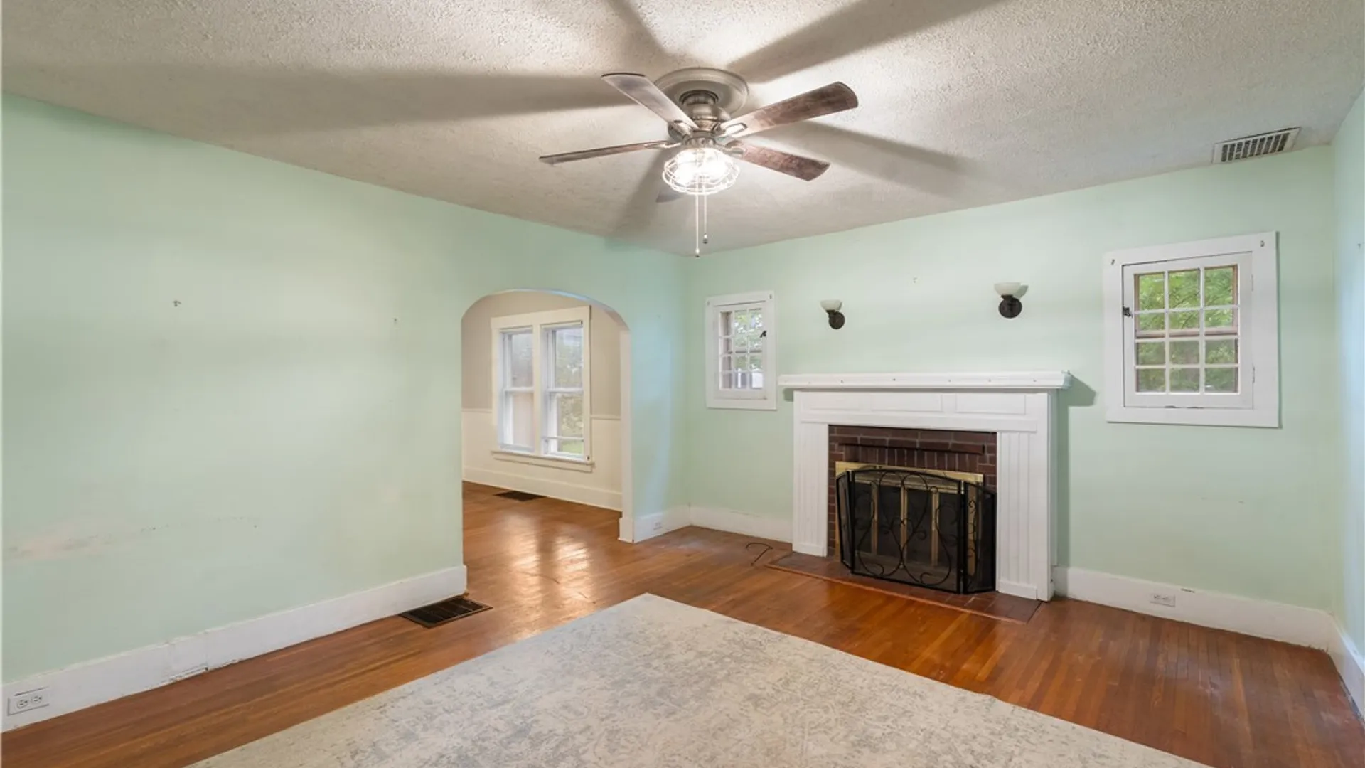Property at 72 Jefferson Street, Warsaw, NY 14569 4