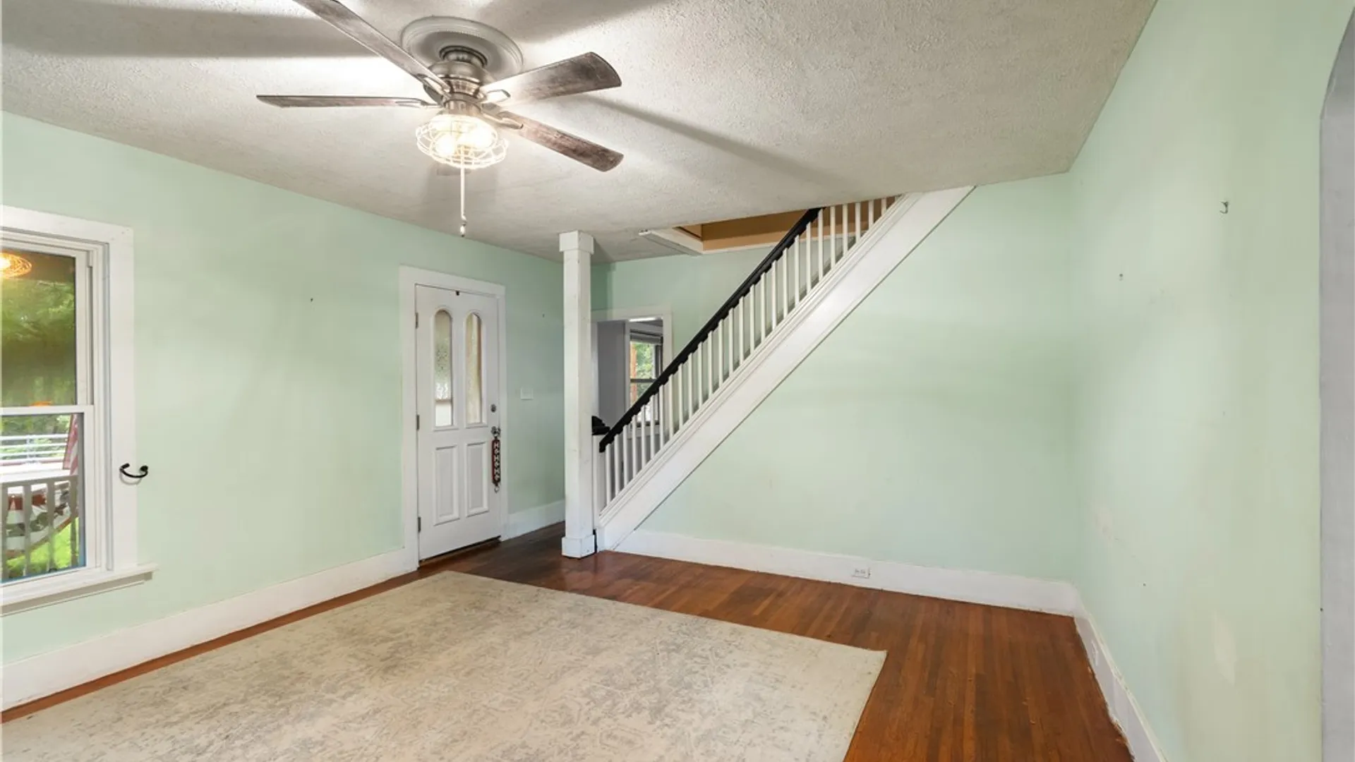 Property at 72 Jefferson Street, Warsaw, NY 14569 6