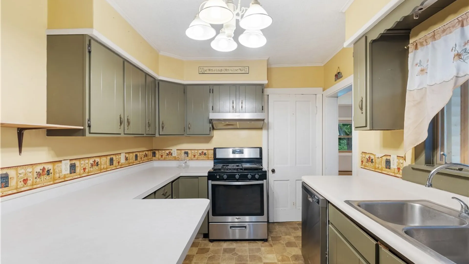 Property at 72 Jefferson Street, Warsaw, NY 14569 11
