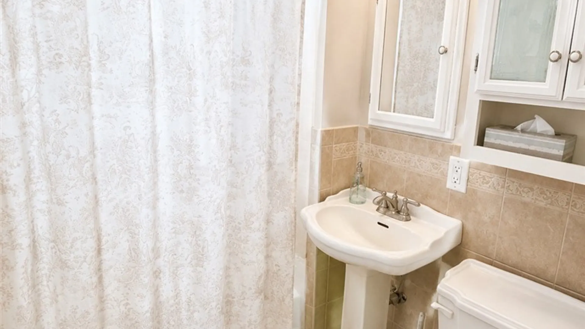 Property at 234 Kinsey Avenue, Tonawanda, NY 14217 8