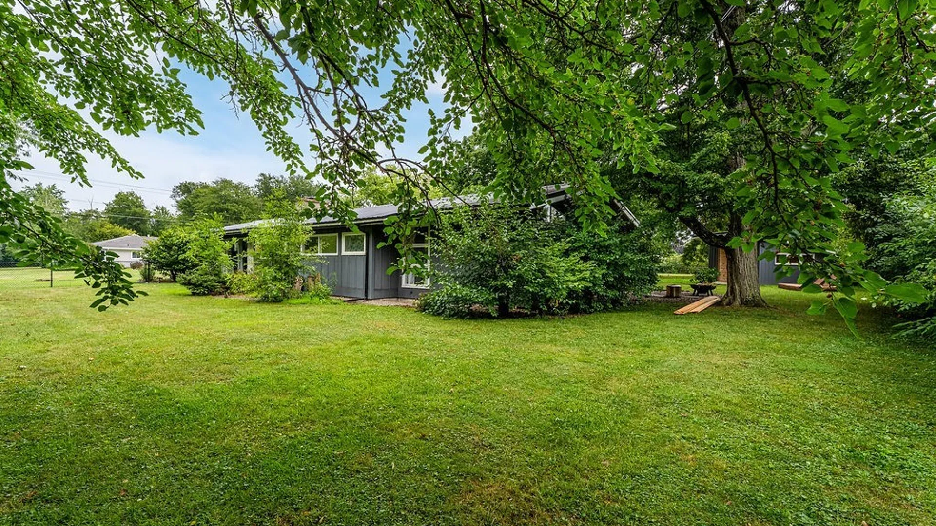 Property at 1571 Lakeview Road, Hamburg, NY 14085 8