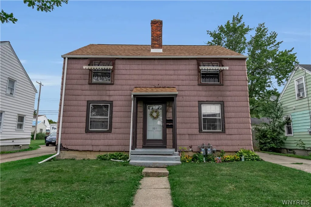 Property at 101 Henderson Avenue, Tonawanda, NY 14217