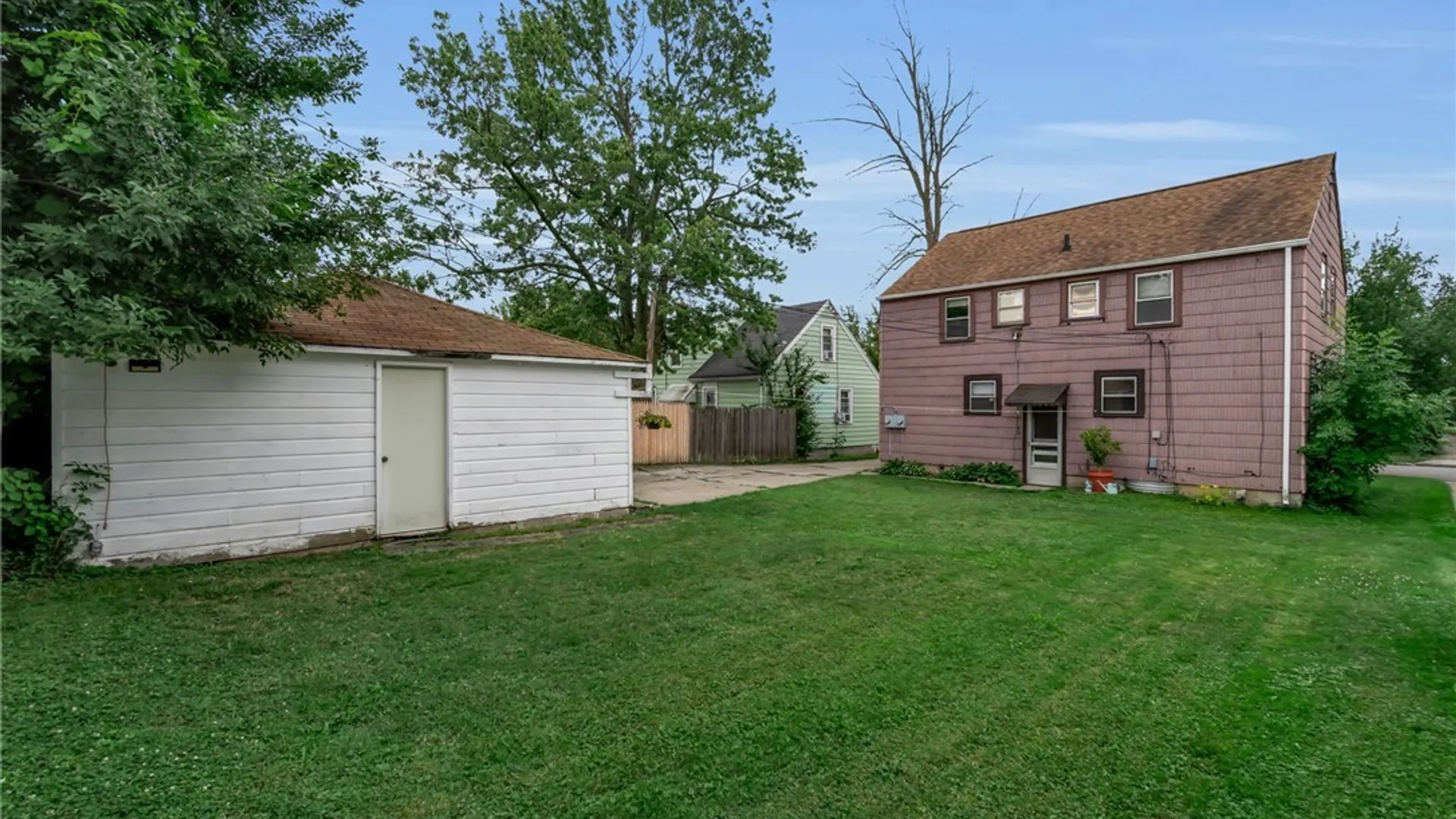 Property at 101 Henderson Avenue, Tonawanda, NY 14217 5