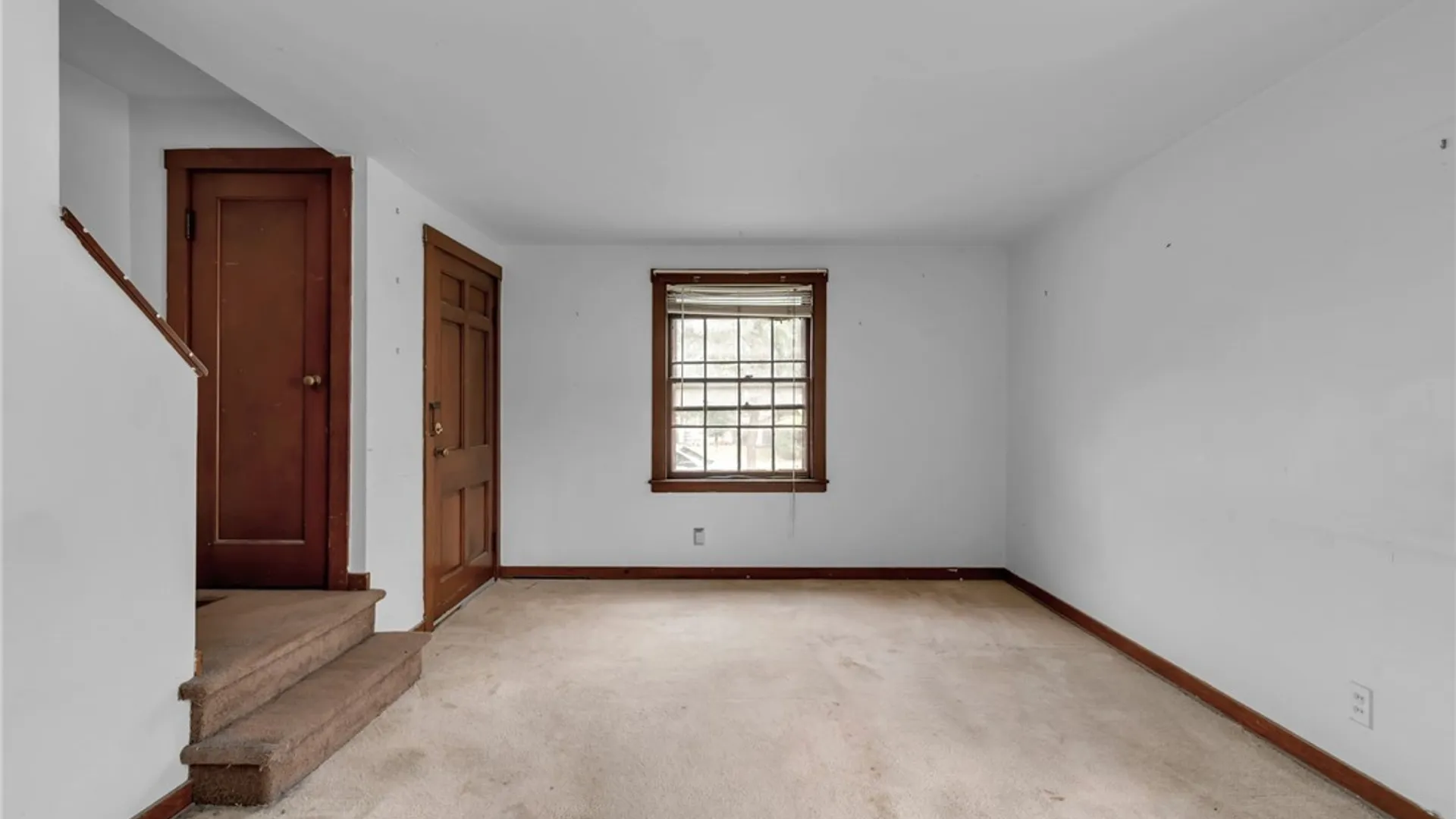 Property at 101 Henderson Avenue, Tonawanda, NY 14217 7