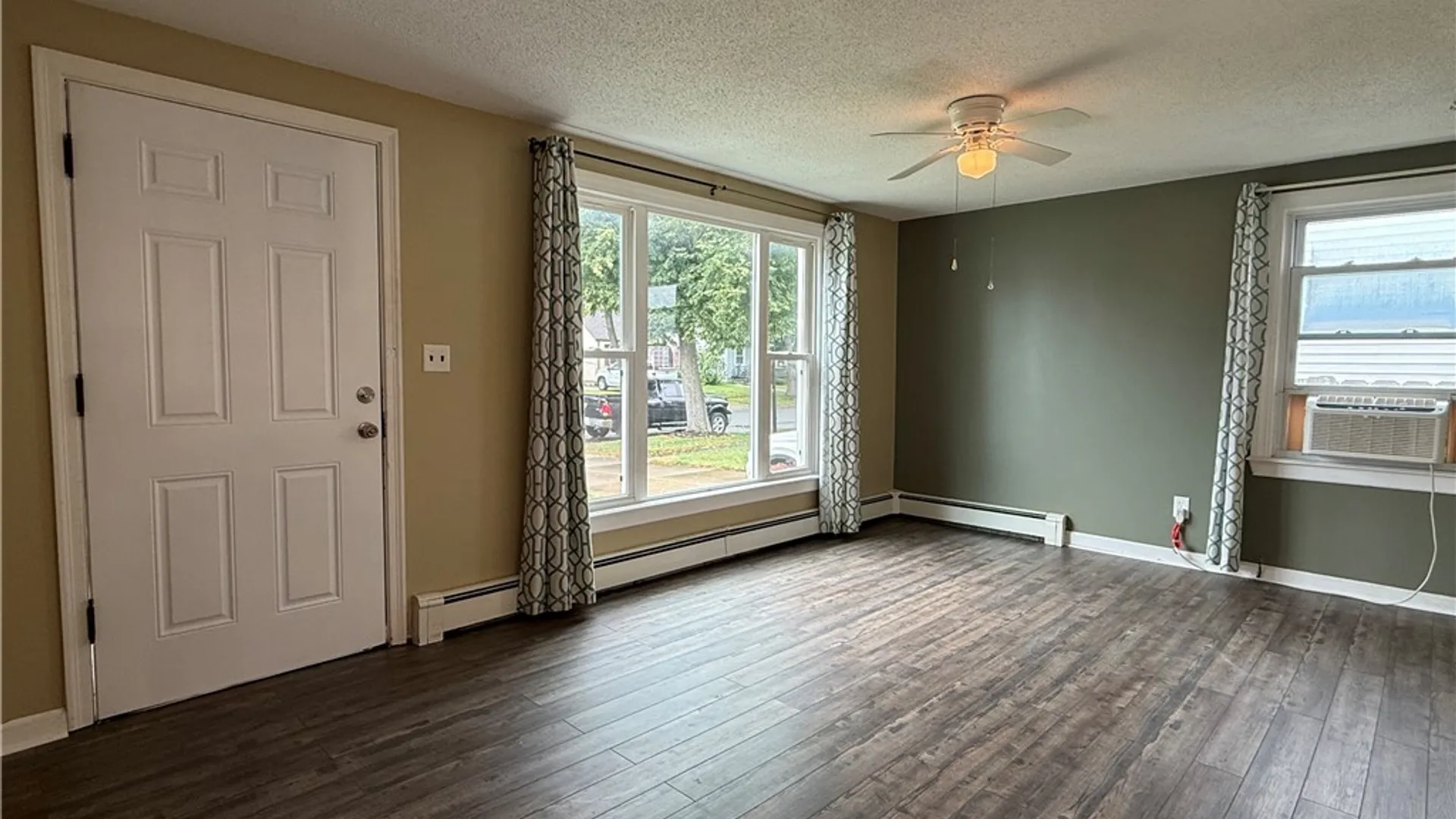 Property at 244 Mcconkey Drive, Tonawanda, NY 14223 12