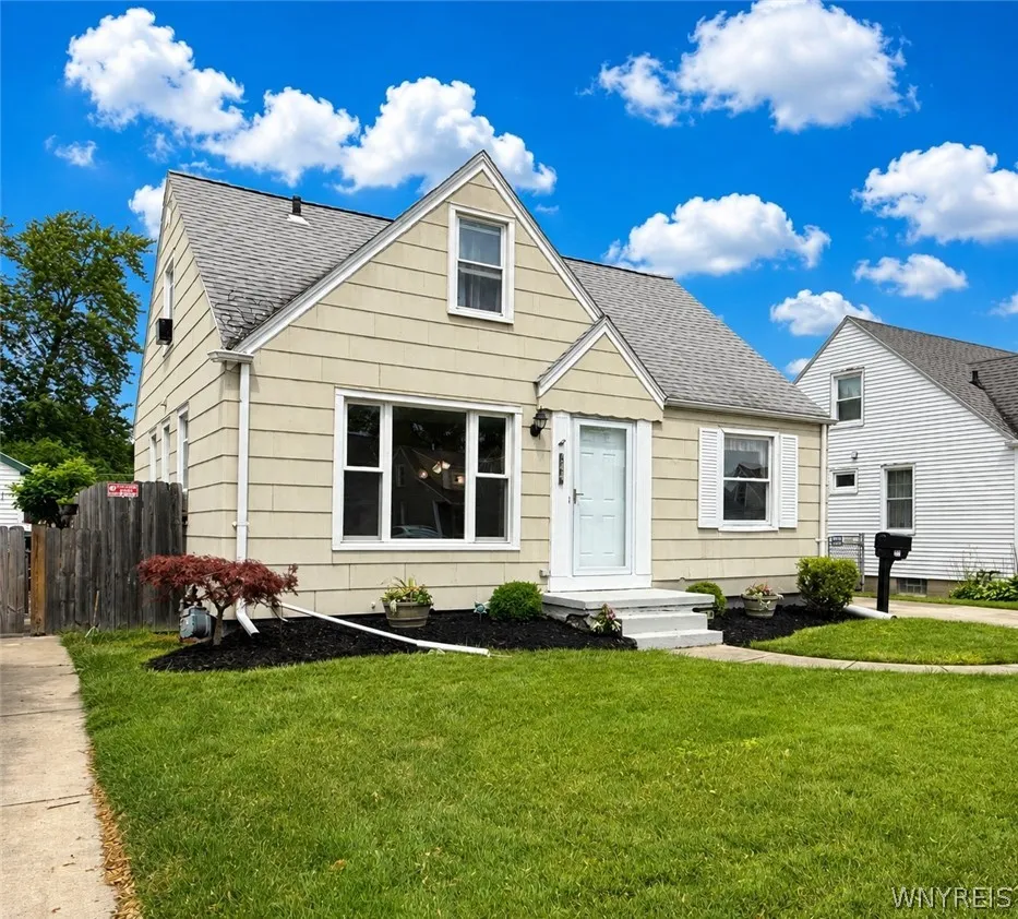 Property at 244 Mcconkey Drive, Tonawanda, NY 14223