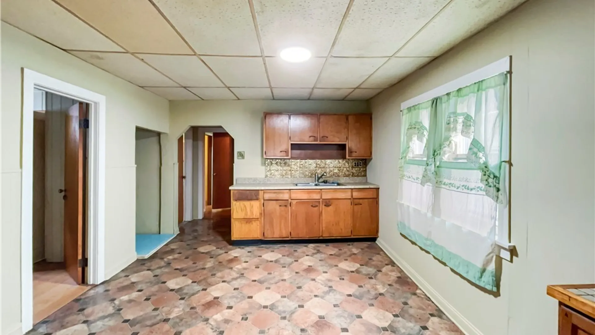 Property at 301 Davey Street, Buffalo, NY 14206 10