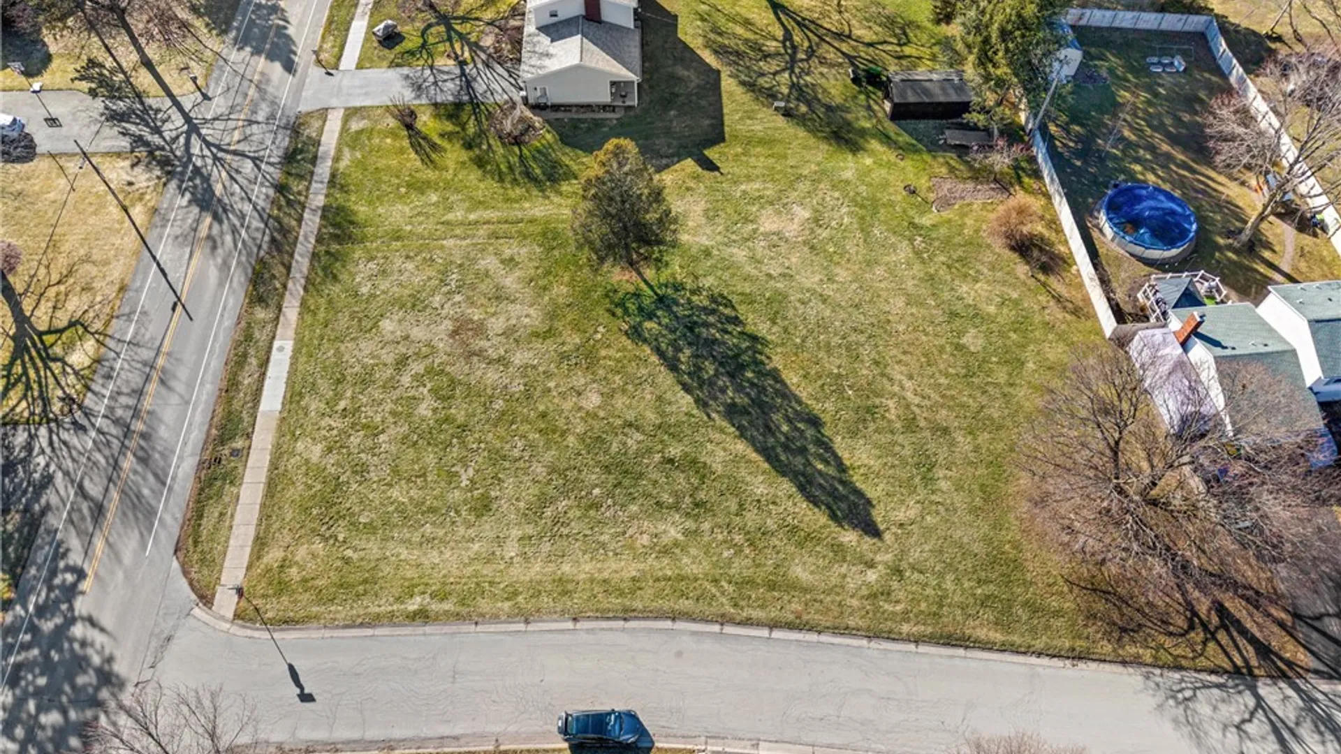 Property at 668 Embury Road, Penfield, NY 14625 6
