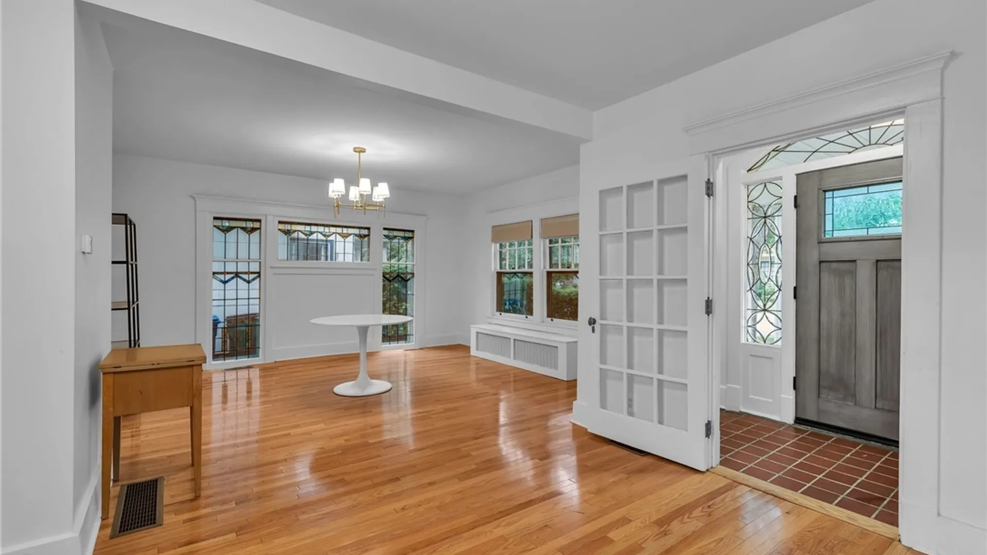 Property at 387 Woodbridge Avenue, Buffalo, NY 14214 11