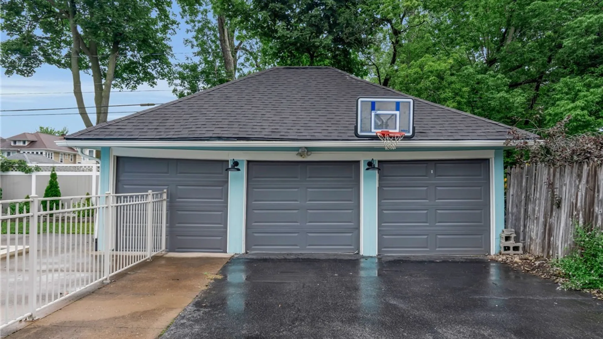 Property at 387 Woodbridge Avenue, Buffalo, NY 14214 40