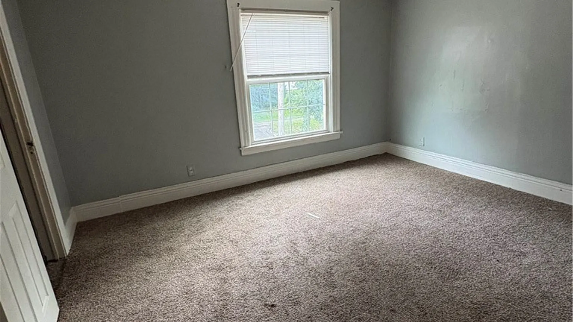 Property at 396-398 Ravine Avenue, Rochester, NY 14613 17
