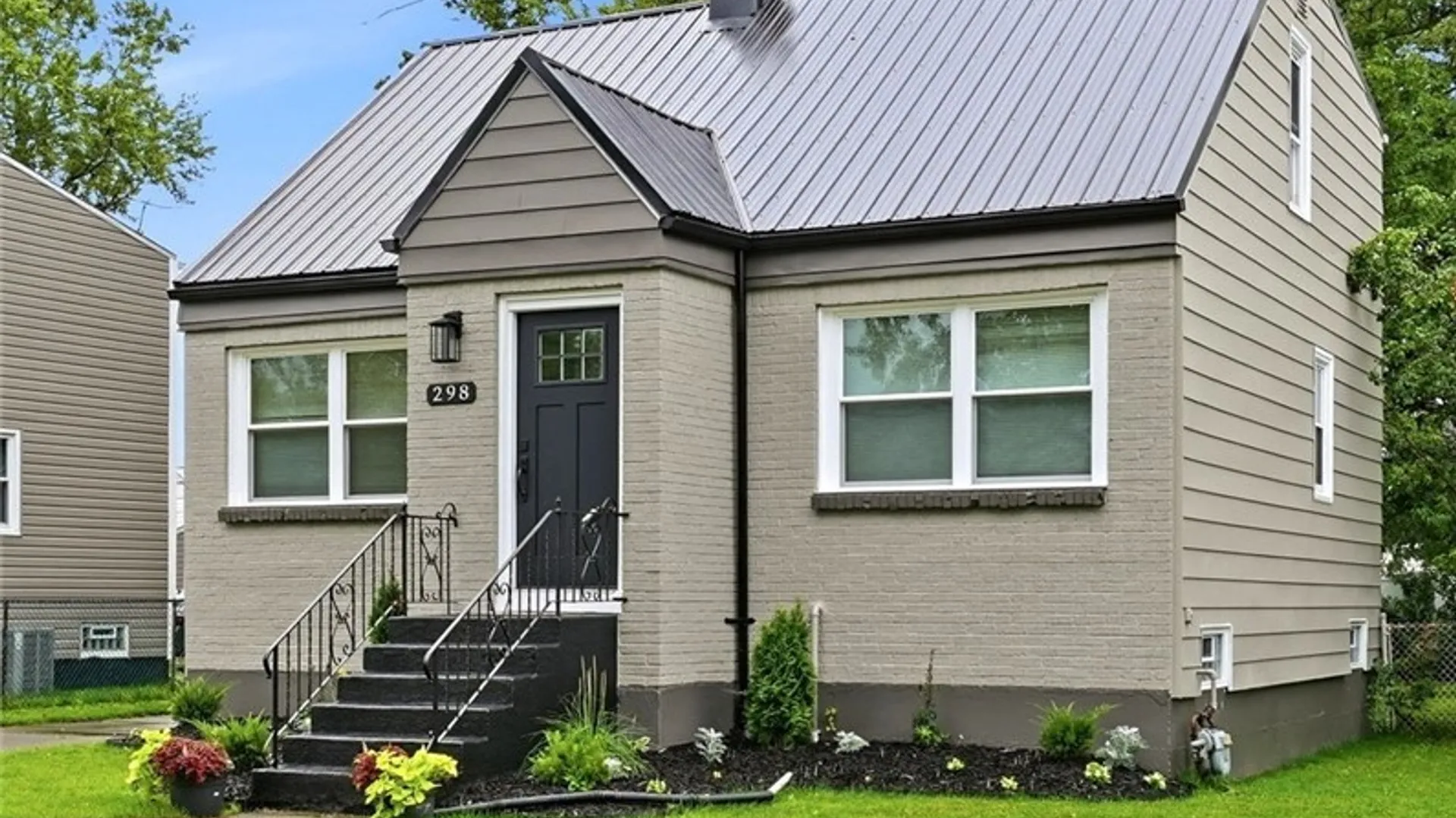 Property at 298 Lowell Road, Tonawanda, NY 14217 4