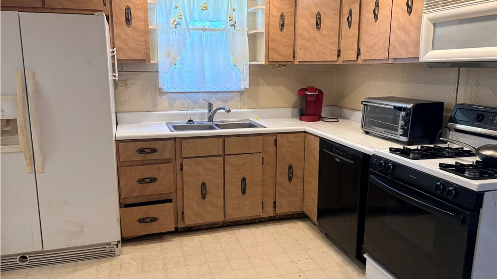 Property at 4261 South Street, Seneca, NY 14561 3