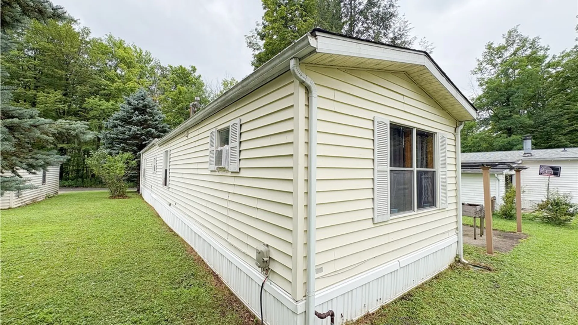 Property at 178 Bush Gardens, Alden, NY 14004 5