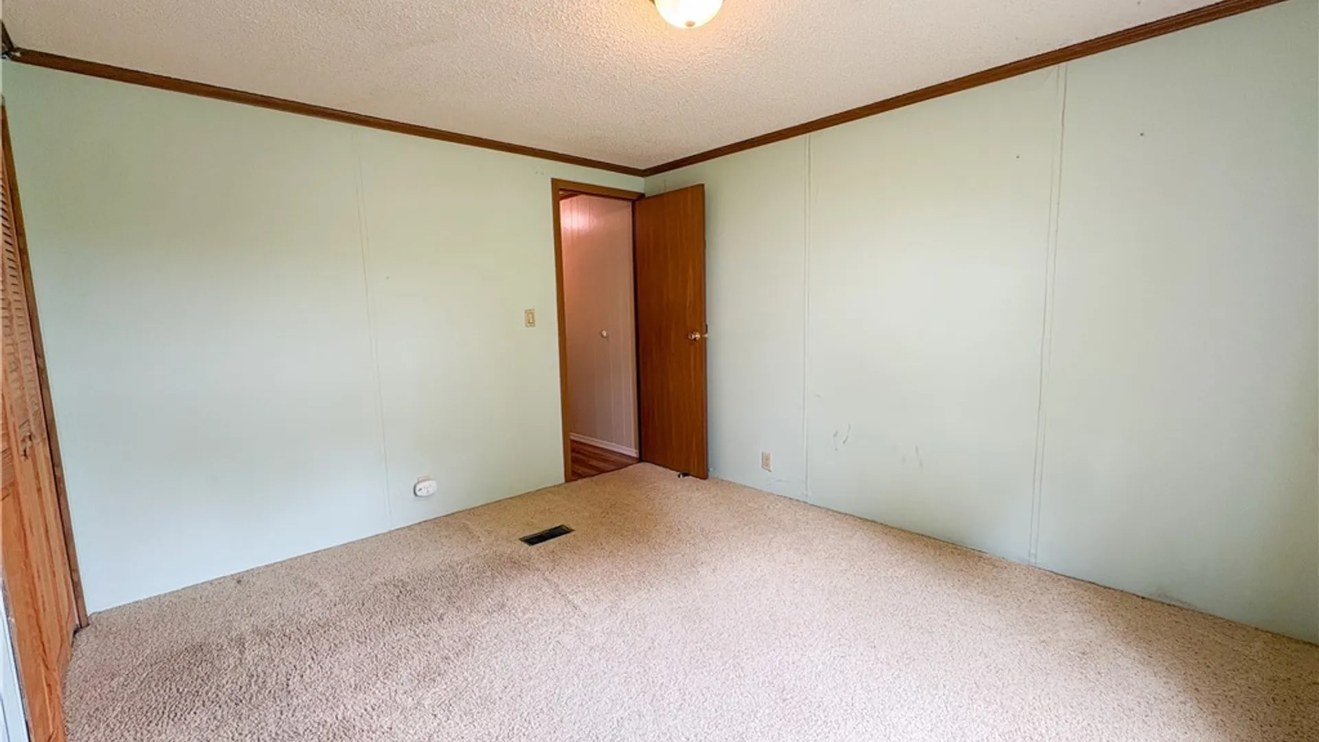Property at 178 Bush Gardens, Alden, NY 14004 20