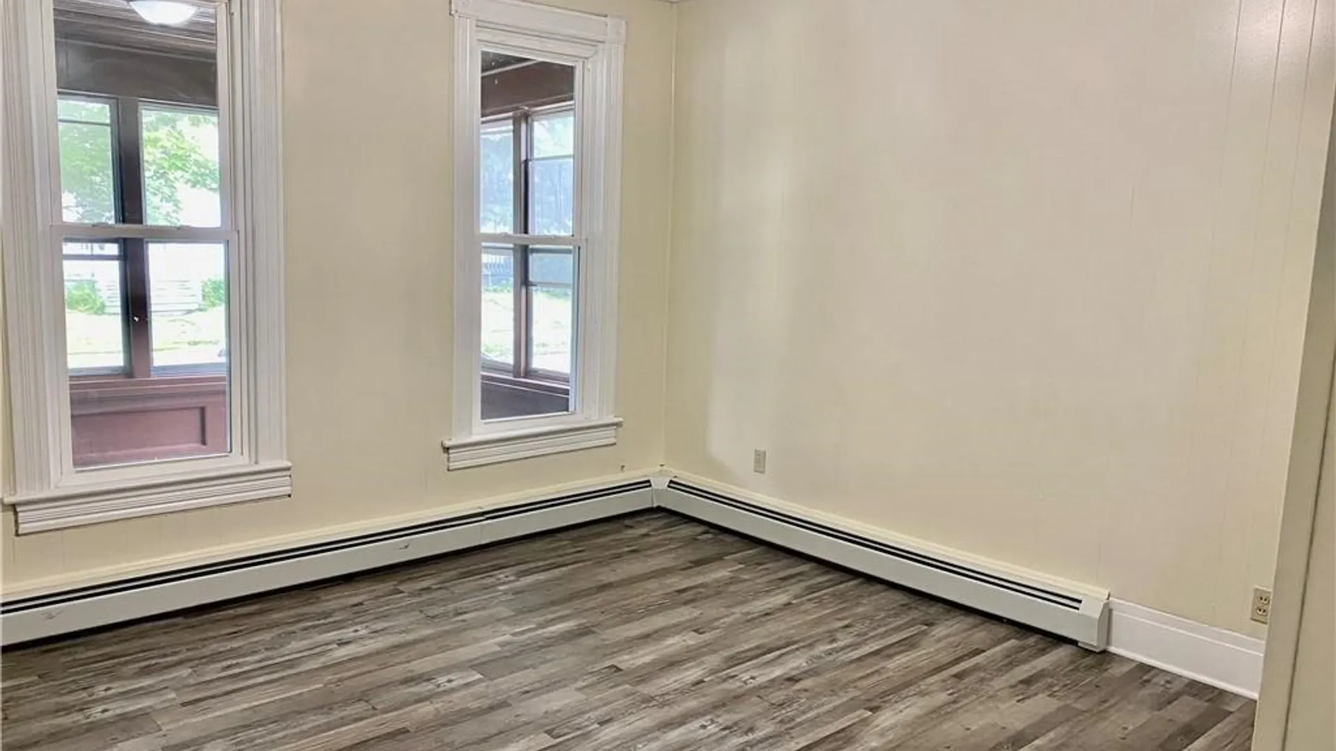 Property at 111 Hawley Street, Buffalo, NY 14213 11