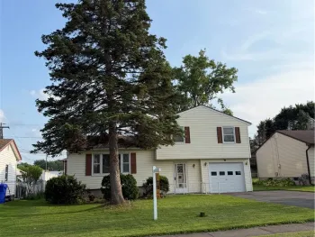 Property at 11 Morningstar Drive, Gates, NY 14606