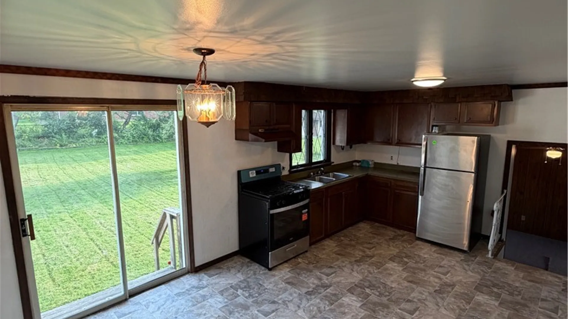 Property at 11 Morningstar Drive, Gates, NY 14606 10