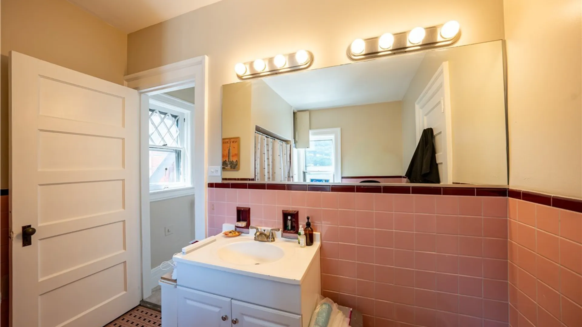 Property at 461 Linwood Avenue, Buffalo, NY 14209 34