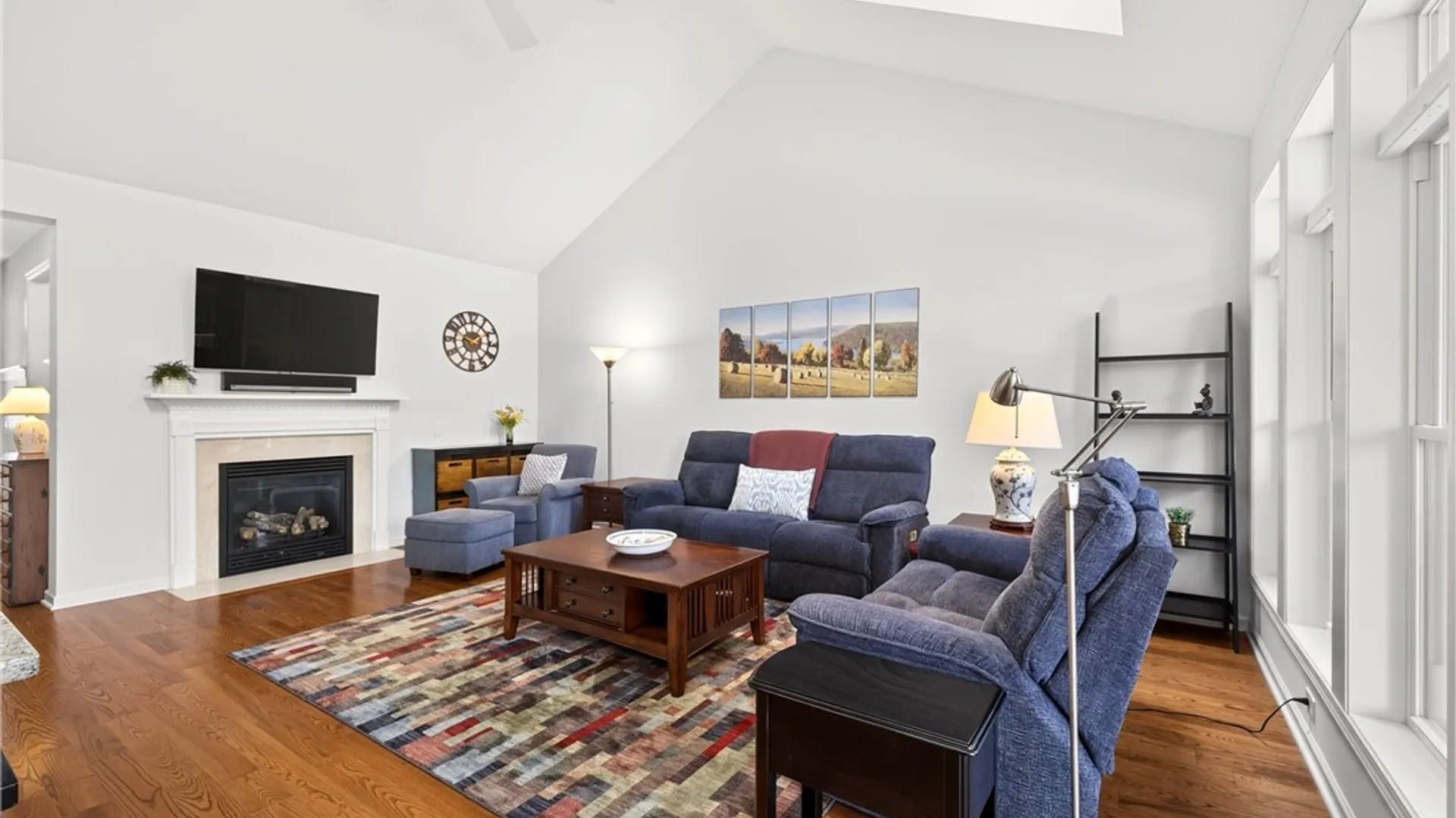 Property at 6956 Wyndham Hl, Victor, NY 14564 18