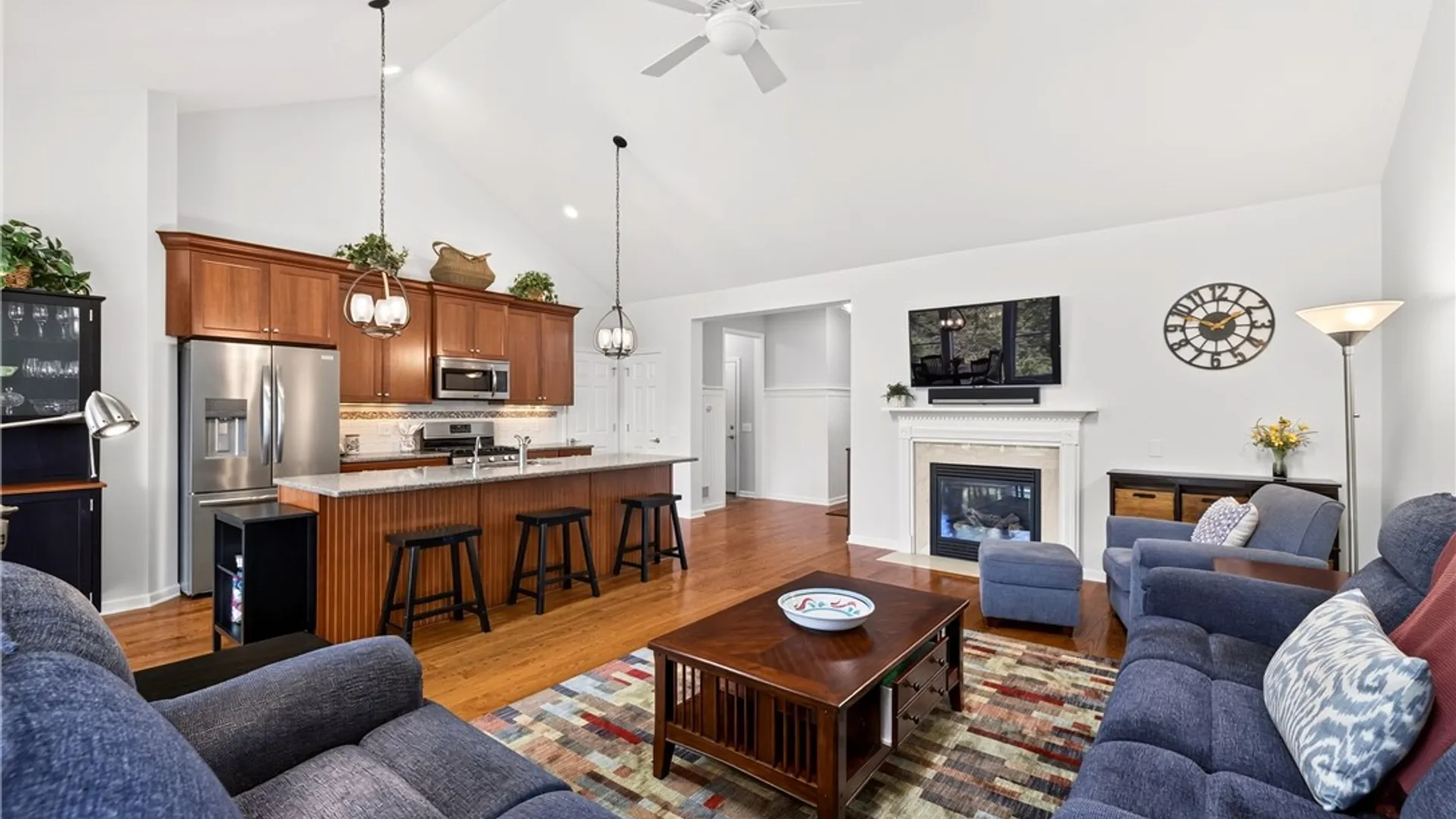 Property at 6956 Wyndham Hl, Victor, NY 14564 19