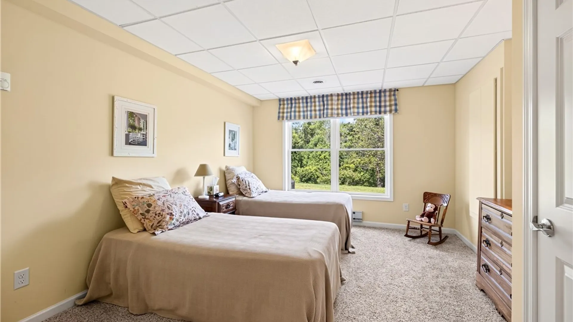 Property at 6956 Wyndham Hl, Victor, NY 14564 37