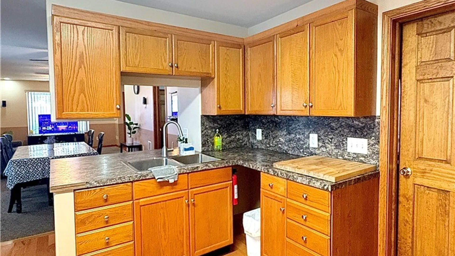 Property at 35 Parkridge Avenue, Buffalo, NY 14215 5