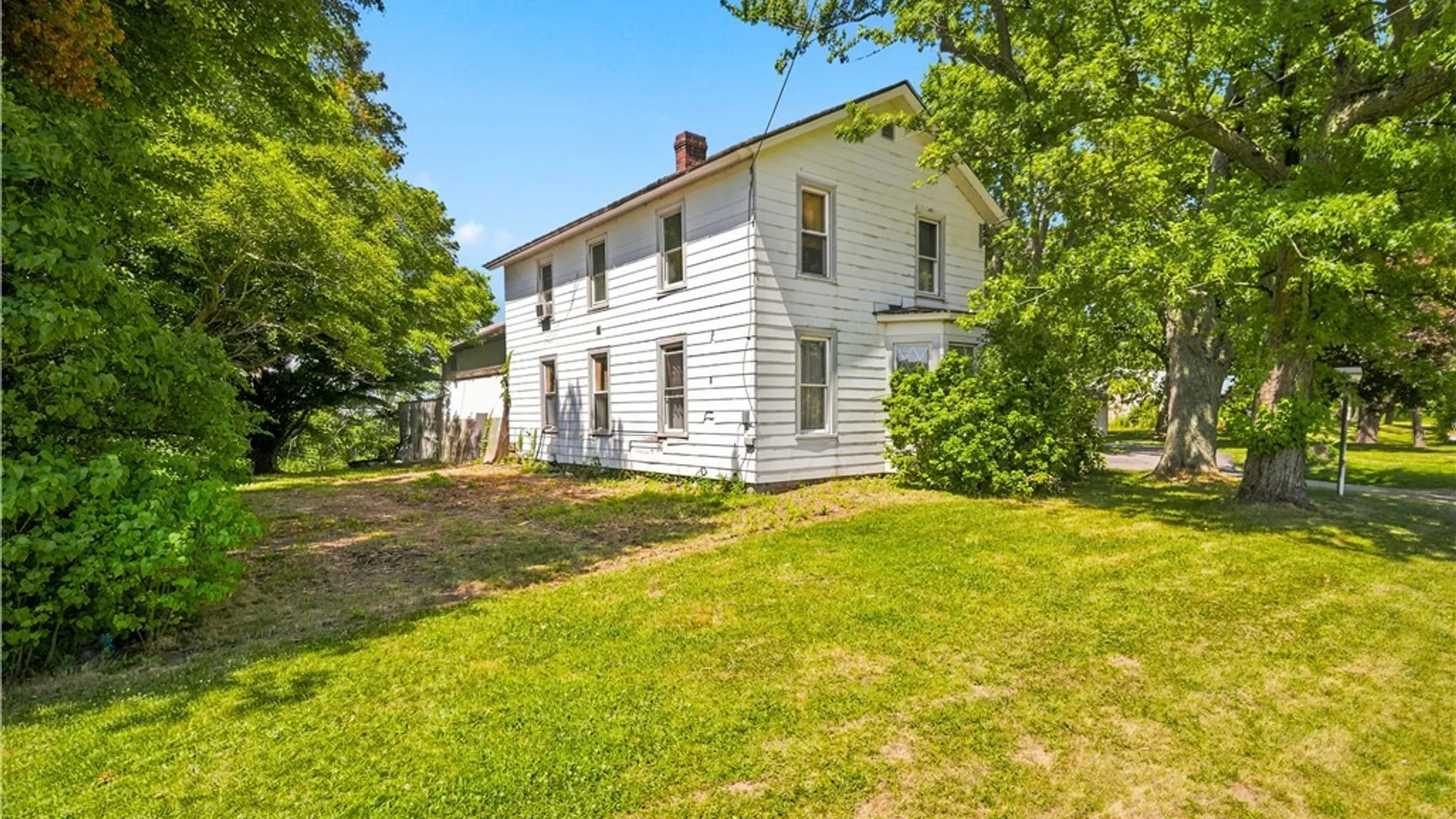 Property at 7474 & 7472 E Main Road, Westfield, NY 14787 4