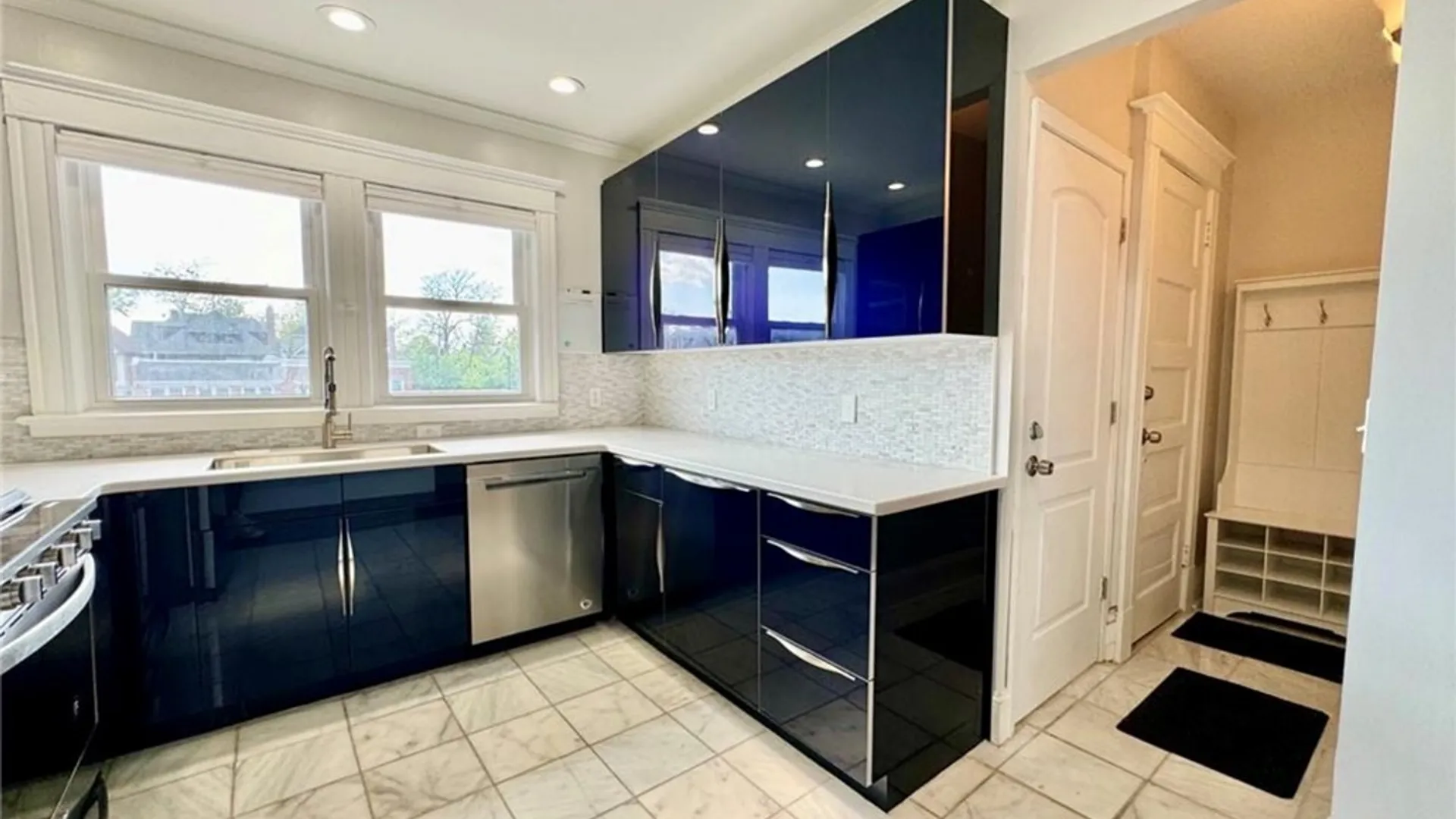 Property at 602 Bird Avenue, Buffalo, NY 14222 7