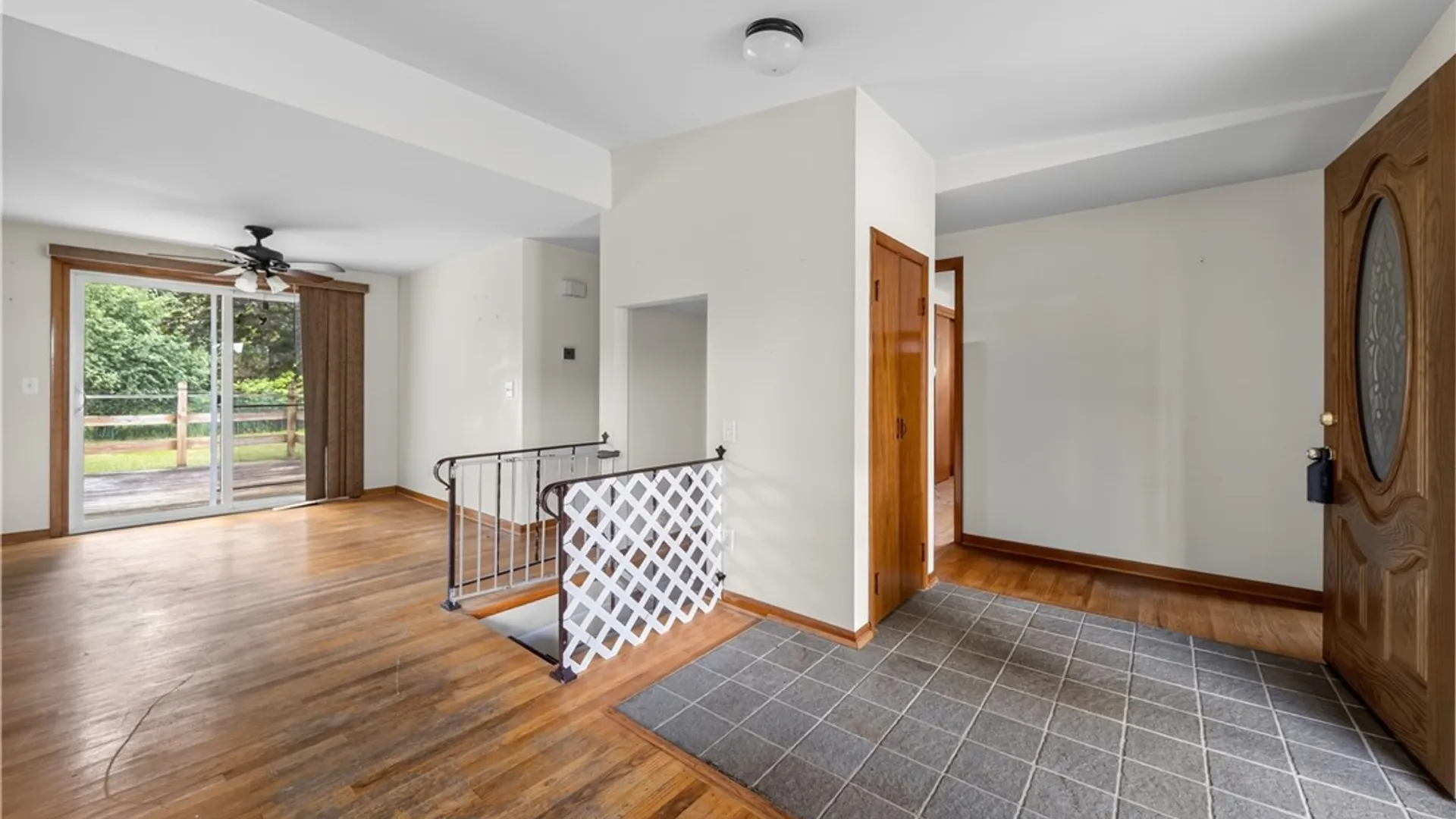 Property at 7886 Walnut Place, Clay, NY 13090 8