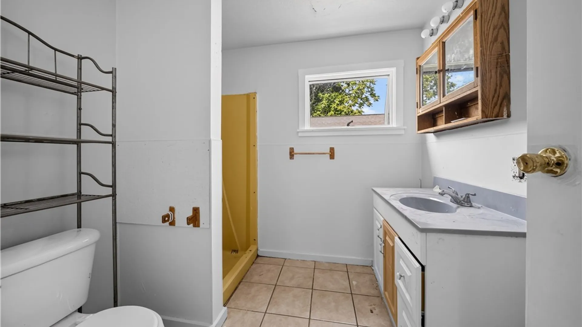 Property at 34 E Albany Street, Oswego, NY 13126 17