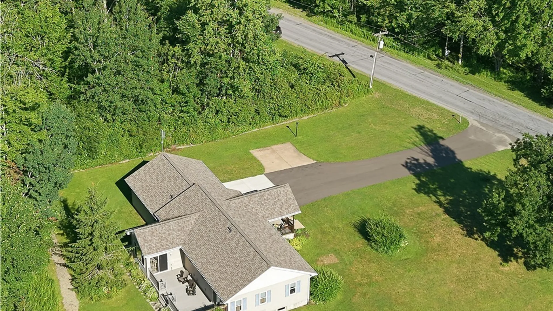 Property at 12151 W Main Street Road, Randolph, NY 14772 9