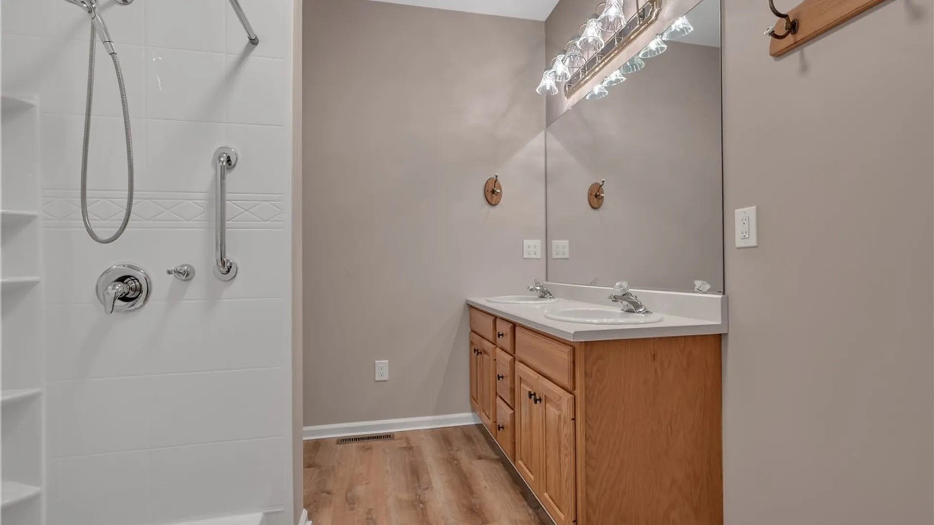 Property at 4855 Waterford Place, Lockport Town, NY 14094 18