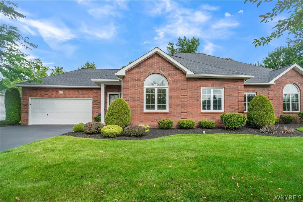 Property at 4855 Waterford Place, Lockport Town, NY 14094