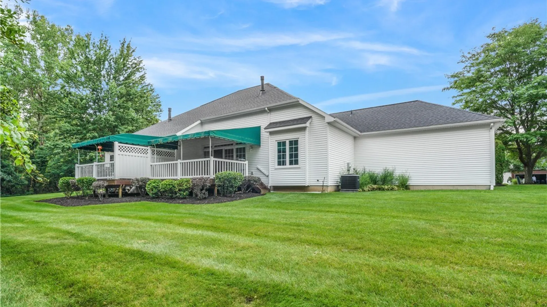 Property at 4855 Waterford Place, Lockport Town, NY 14094 28