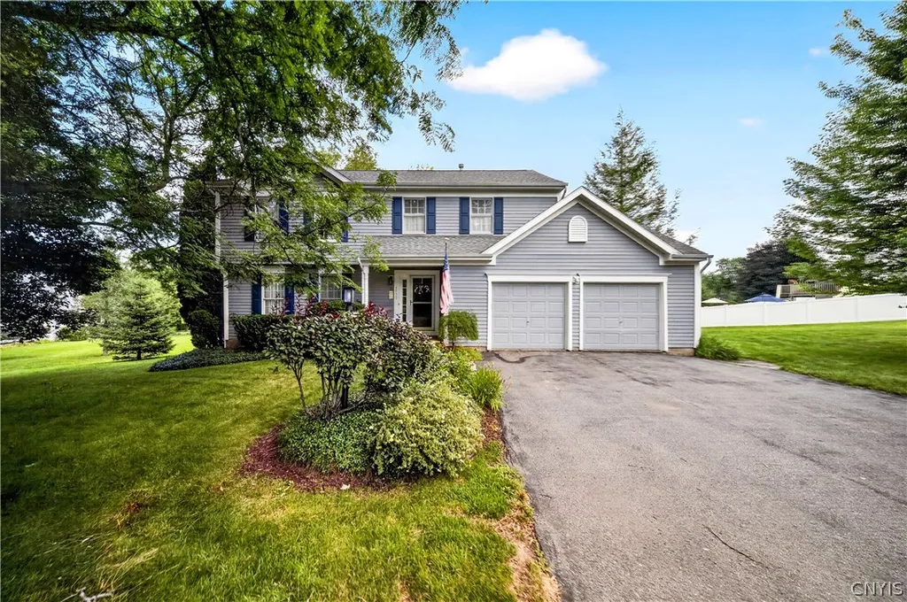 Property at 4932 Tinderbox Circle, Manlius, NY 13104